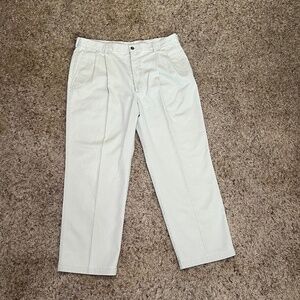 Haggar Men’s Classic Fit Pleated Pants – Size 38x29 (Beige/Light Khaki)